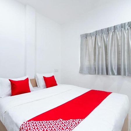 Oyo 44011 Weng Bee Guest House Kota Kinabalu Eksteriør bilde