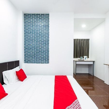 Oyo 44011 Weng Bee Guest House Kota Kinabalu Eksteriør bilde