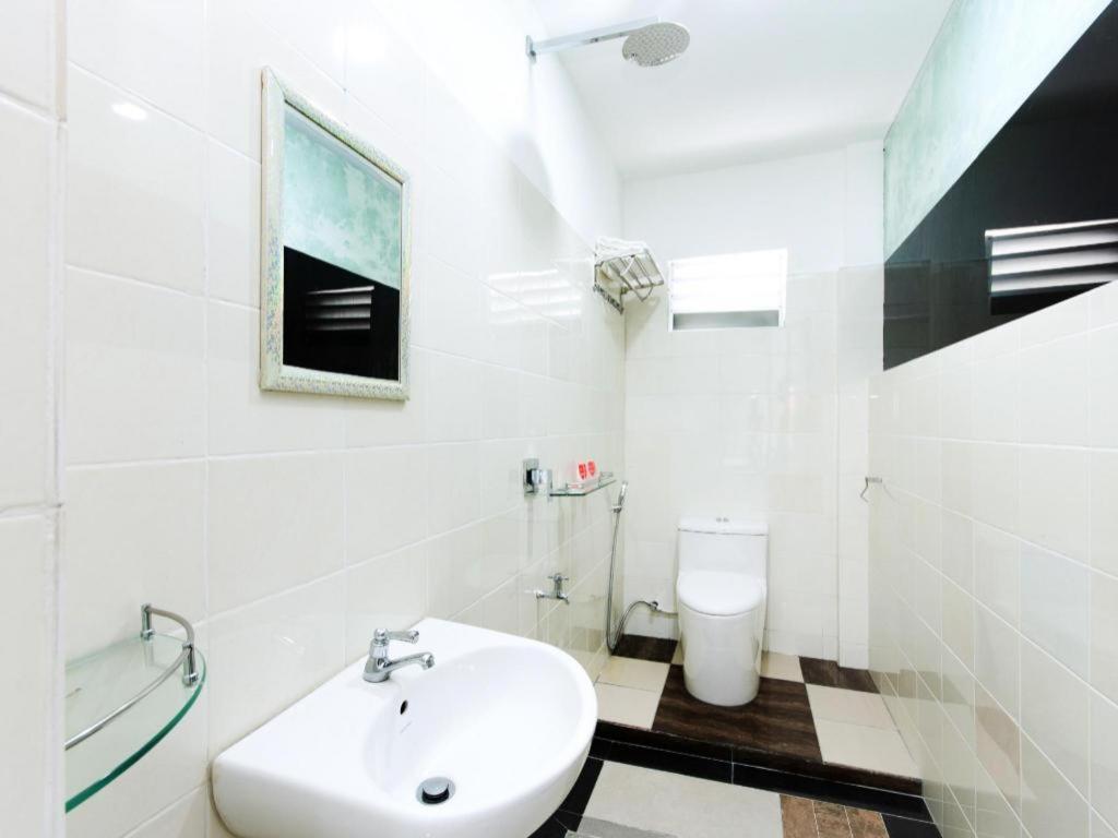 Oyo 44011 Weng Bee Guest House Kota Kinabalu Eksteriør bilde
