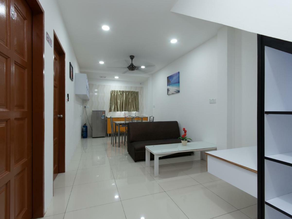 Oyo 44011 Weng Bee Guest House Kota Kinabalu Eksteriør bilde