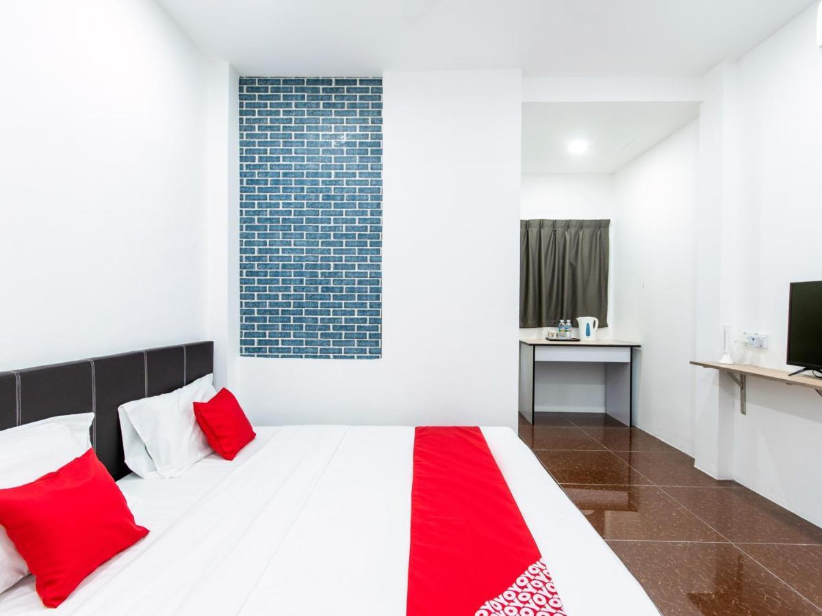 Oyo 44011 Weng Bee Guest House Kota Kinabalu Eksteriør bilde