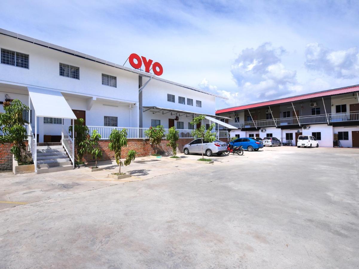 Oyo 44011 Weng Bee Guest House Kota Kinabalu Eksteriør bilde